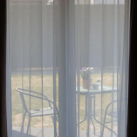 アパート Boardinghouse *